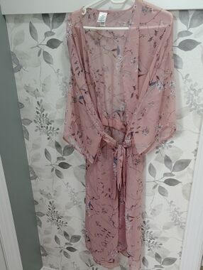 Floral Sheer Tie-Waist Robe in Dusty Pink by